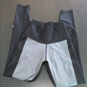 Fashion Nova active leggings